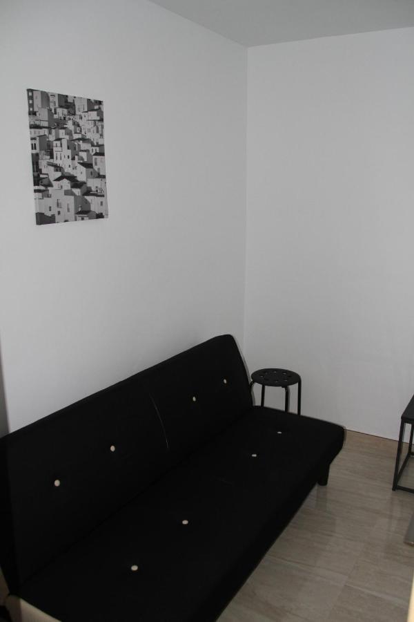 Haus Lidzbarski Burriana Luaran gambar